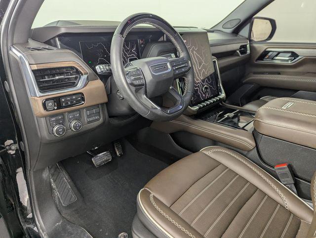 used 2025 GMC Yukon car, priced at $99,989