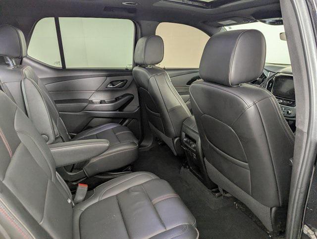 used 2024 Chevrolet Traverse car, priced at $38,989