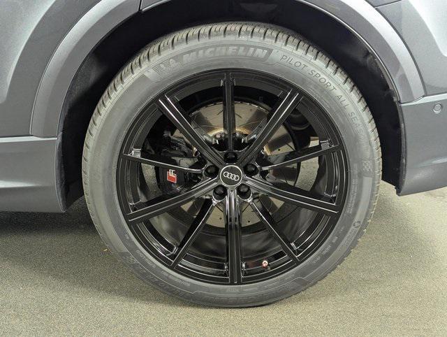 used 2022 Audi RS Q8 car, priced at $71,989