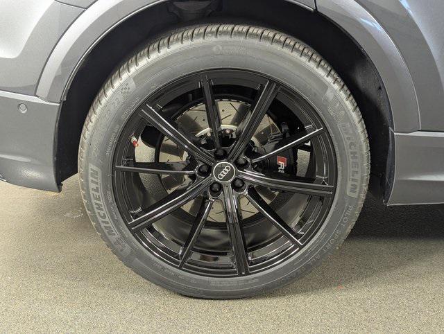 used 2022 Audi RS Q8 car, priced at $71,989