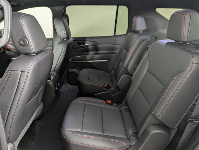 used 2025 Chevrolet Traverse car, priced at $46,989