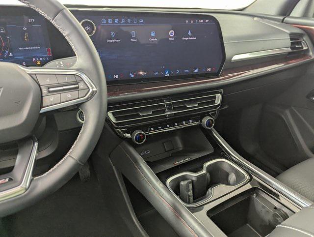 used 2025 Chevrolet Traverse car, priced at $46,989