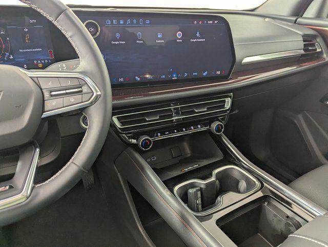 used 2025 Chevrolet Traverse car, priced at $46,989