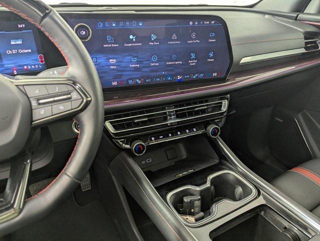 used 2024 Chevrolet Traverse car, priced at $49,989