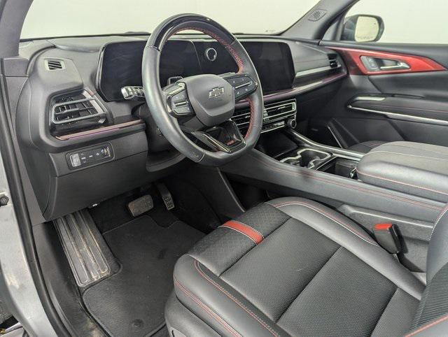 used 2024 Chevrolet Traverse car, priced at $49,989