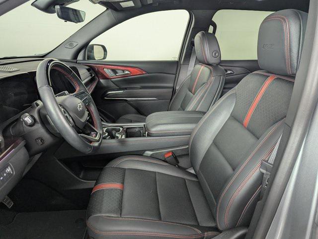 used 2024 Chevrolet Traverse car, priced at $49,989