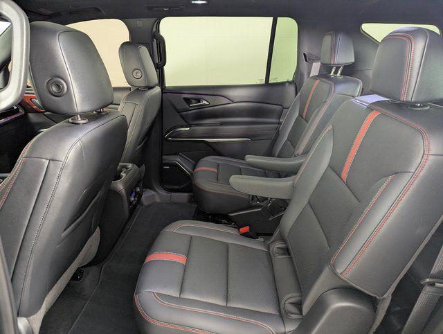 used 2024 Chevrolet Traverse car, priced at $49,989