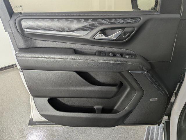 used 2023 GMC Yukon XL car, priced at $53,989