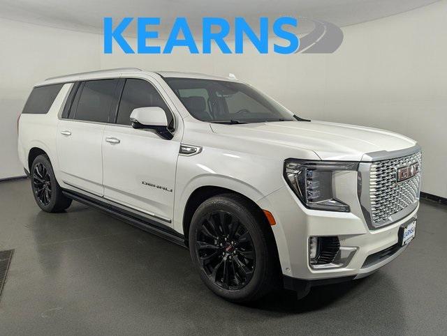used 2023 GMC Yukon XL car, priced at $54,989