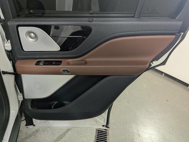 used 2025 Lincoln Aviator car, priced at $64,989