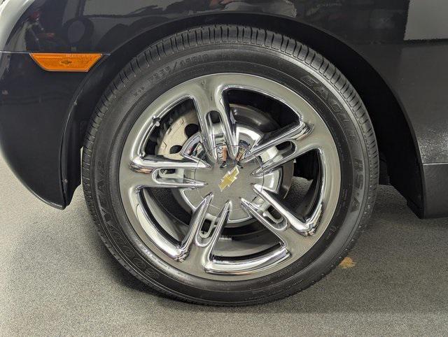 used 2004 Chevrolet SSR car, priced at $29,989