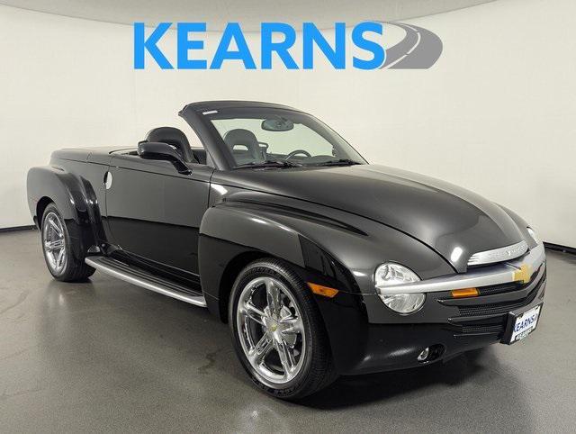 used 2004 Chevrolet SSR car, priced at $29,989