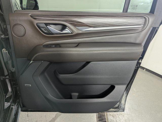 used 2021 GMC Yukon XL car, priced at $34,989