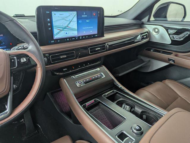 used 2025 Lincoln Aviator car, priced at $64,989