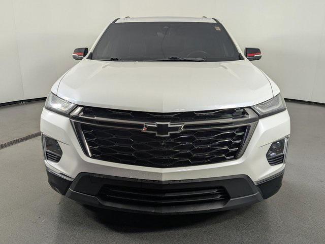 used 2022 Chevrolet Traverse car, priced at $32,489