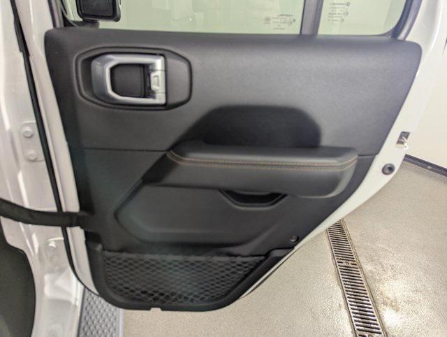 used 2021 Jeep Gladiator car, priced at $28,989