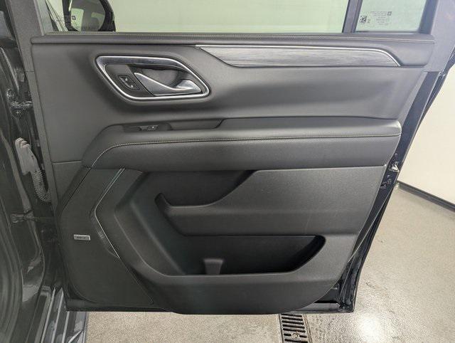 used 2023 GMC Yukon XL car, priced at $52,989