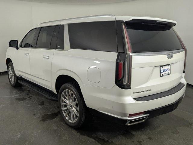 used 2023 Cadillac Escalade ESV car, priced at $68,989