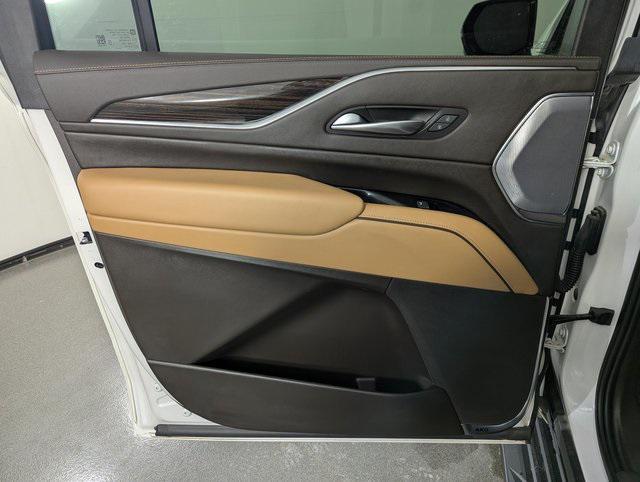 used 2023 Cadillac Escalade ESV car, priced at $68,989