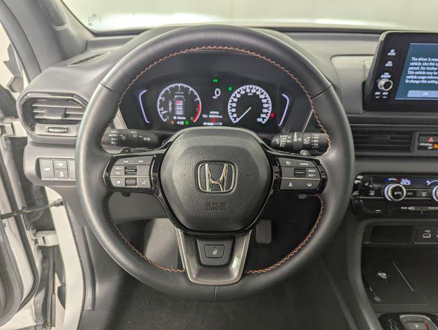 used 2025 Honda Pilot car, priced at $46,989