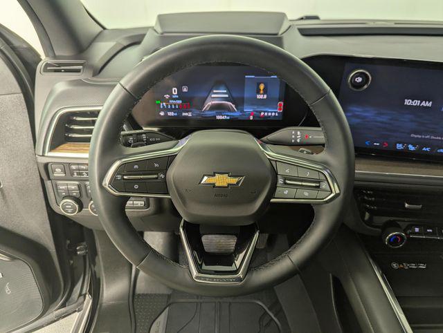 used 2025 Chevrolet Suburban car, priced at $78,989