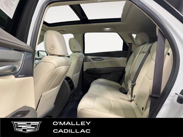 used 2023 Cadillac XT5 car, priced at $31,995