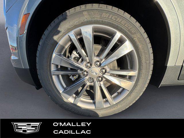 new 2026 Cadillac XT5 car, priced at $58,470