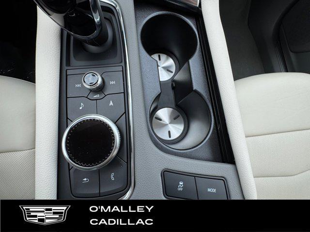 new 2025 Cadillac XT5 car, priced at $58,890