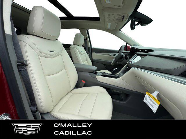 new 2025 Cadillac XT5 car, priced at $58,890