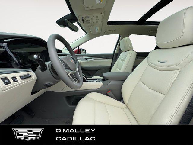 new 2025 Cadillac XT5 car, priced at $58,890