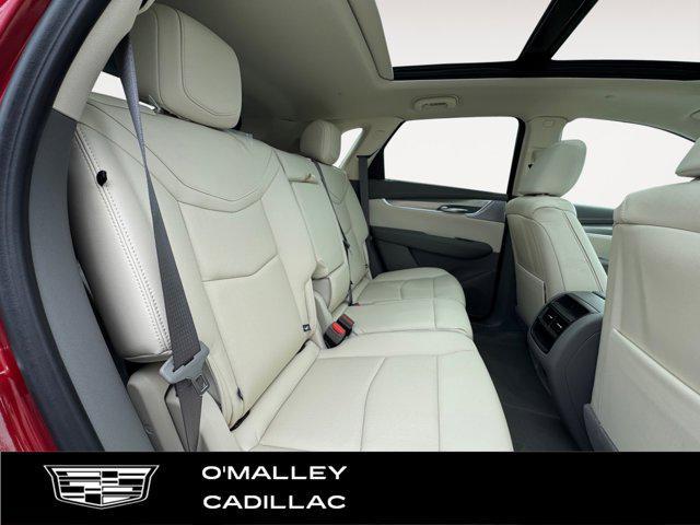 new 2025 Cadillac XT5 car, priced at $58,890