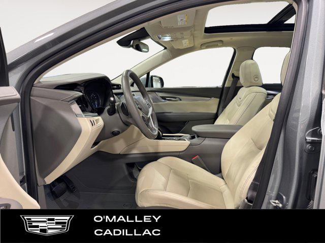 used 2023 Cadillac XT5 car, priced at $32,995