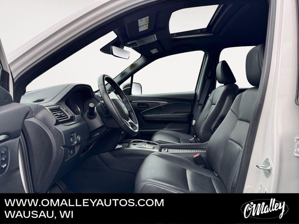 used 2023 Honda Passport car, priced at $35,344