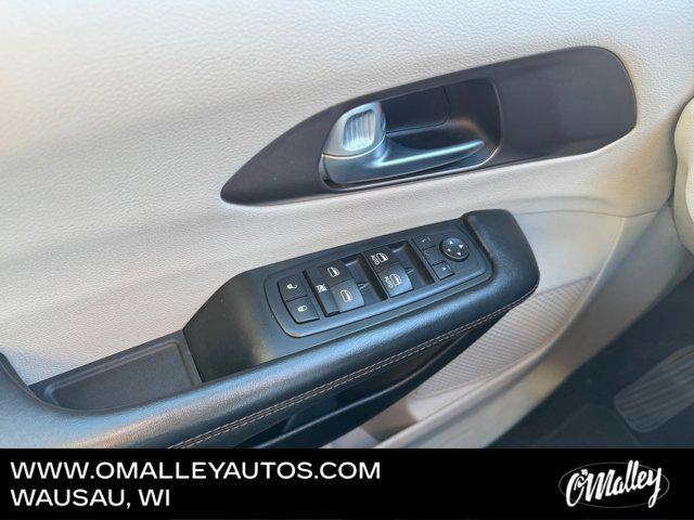 used 2017 Chrysler Pacifica car, priced at $9,995