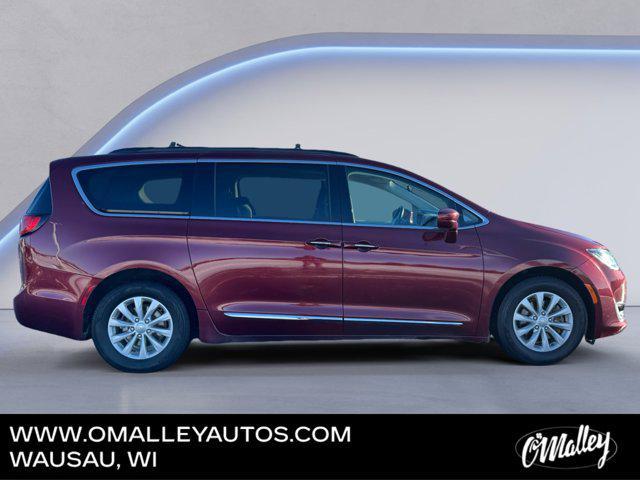 used 2017 Chrysler Pacifica car, priced at $9,995