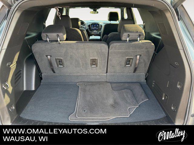 used 2022 Chevrolet Traverse car, priced at $21,995
