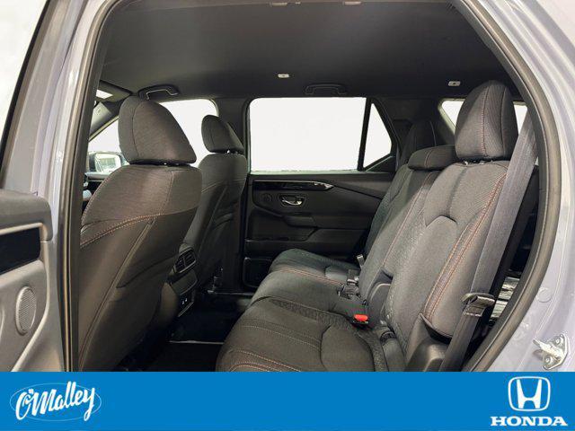 new 2026 Honda Pilot car, priced at $46,245
