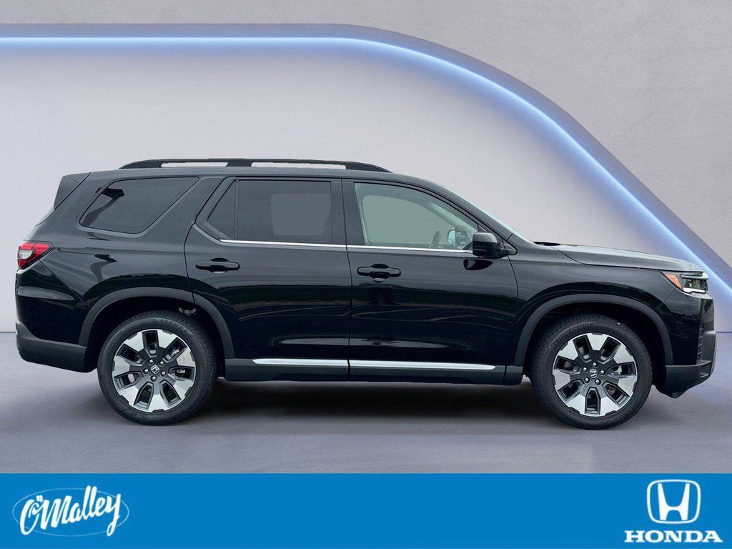 new 2026 Honda Pilot car, priced at $53,139