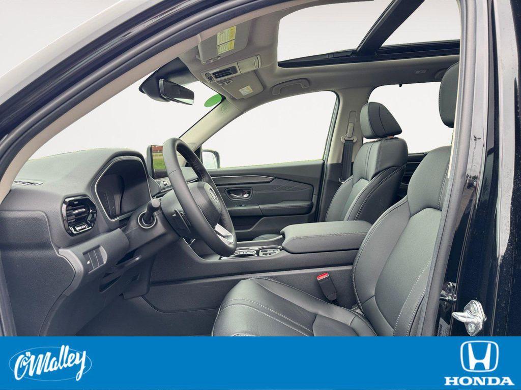 new 2026 Honda Pilot car, priced at $53,139