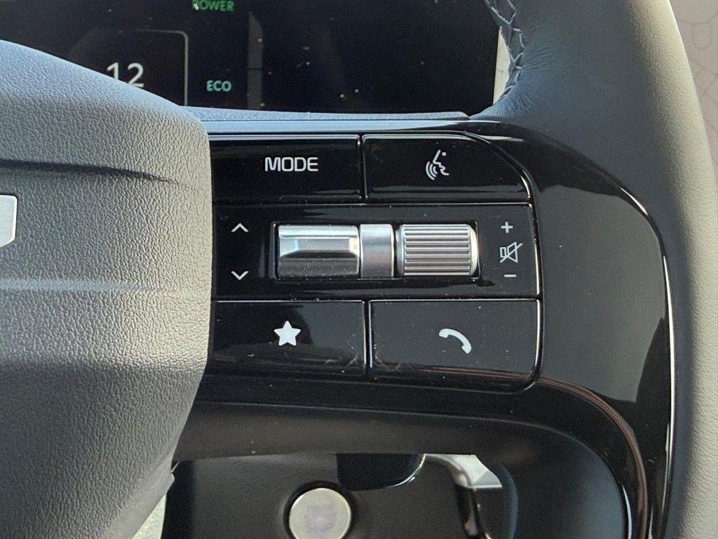 new 2026 Kia Sorento Hybrid car, priced at $44,588