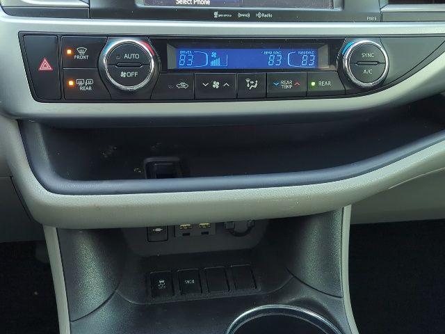 used 2019 Toyota Highlander car, priced at $20,995