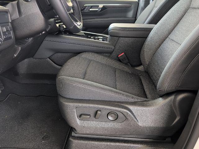 new 2025 Chevrolet Suburban car, priced at $57,640