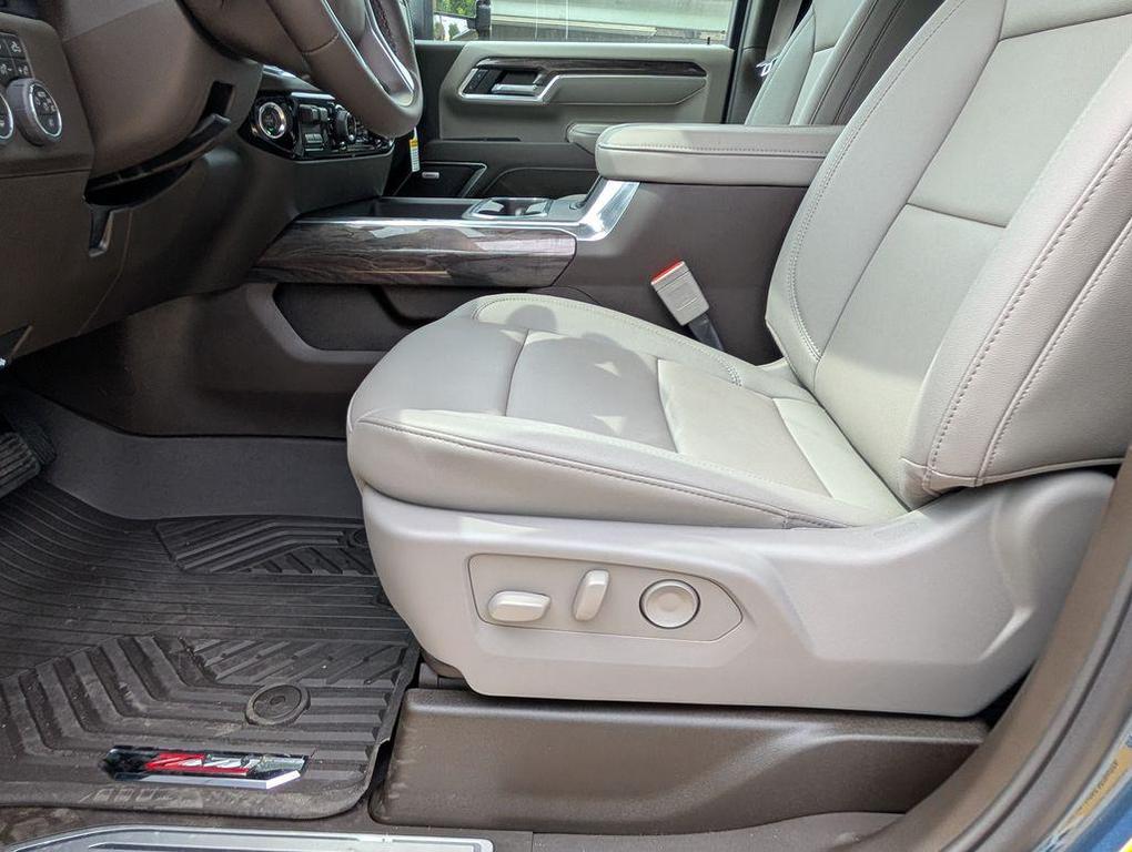 new 2026 Chevrolet Silverado 2500 car, priced at $78,595