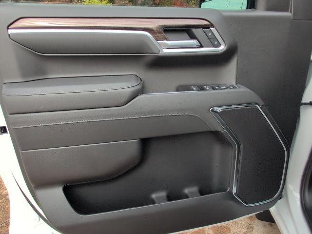 new 2026 Chevrolet Silverado 1500 car, priced at $45,015