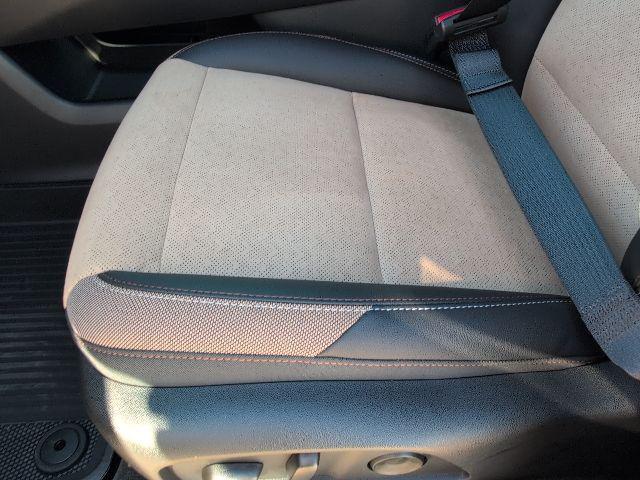 new 2026 Chevrolet Equinox car, priced at $32,760