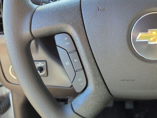 new 2025 Chevrolet Express 2500 car, priced at $50,908