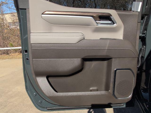 new 2026 Chevrolet Silverado 1500 car, priced at $42,725