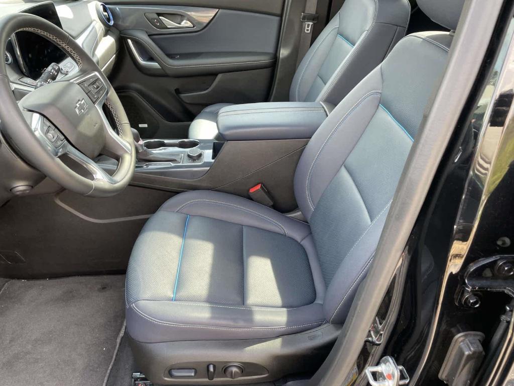 used 2024 Chevrolet Blazer car, priced at $33,993