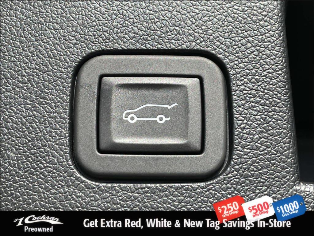 used 2025 Chevrolet Equinox car, priced at $28,289