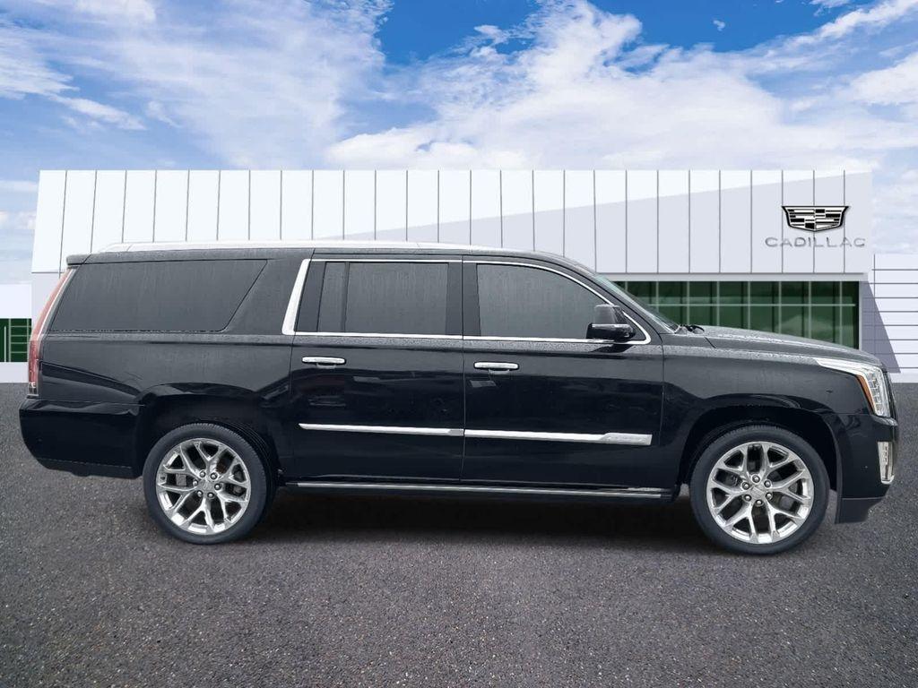 used 2019 Cadillac Escalade ESV car, priced at $38,789